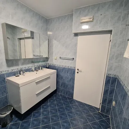 Art Box Apartment *